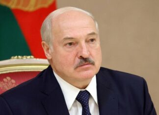 Лукашенко заявил, что не обещал Путину реформу конституции, а обсуждал ее «в общих чертах»
