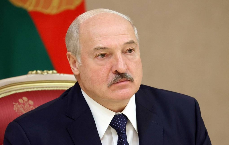 Лукашенко заявил, что не обещал Путину реформу конституции, а обсуждал ее "в общих чертах"

