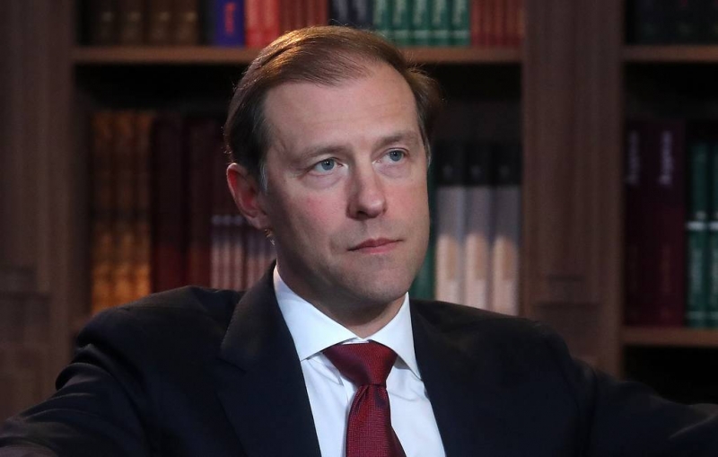 Мантуров заявил, что соглашения по сдерживанию цен на сахар и масло продлят автоматически