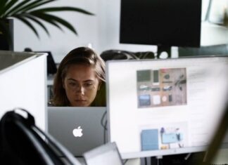 Минэкономразвития предложило дополнить функционал Госуслуг