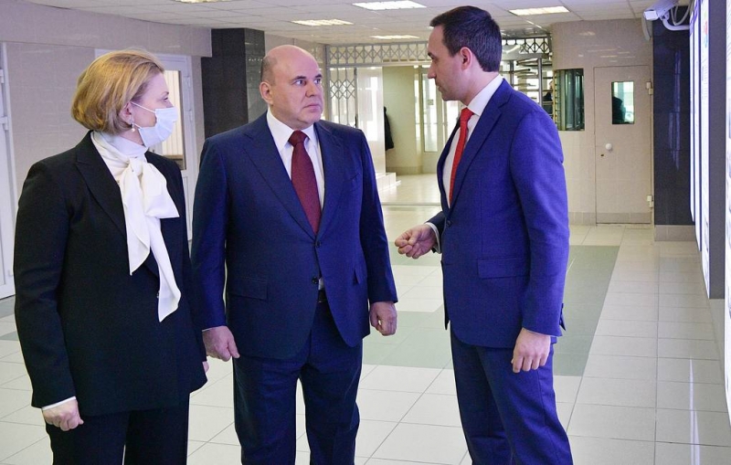 Мишустин поручил завершить основной объем массовой вакцинации от коронавируса до осени