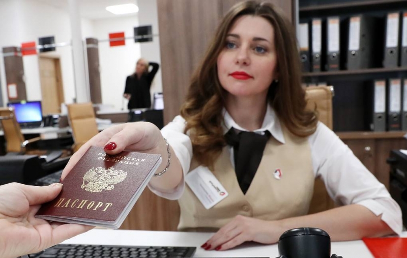 МВД разработало законопроект, продлевающий действие истекшего паспорта на месяц

