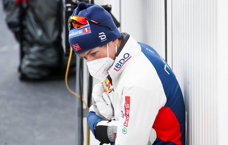 Норвежского лыжника Клебо дисквалифицировали по итогам марафона на чемпионате мира