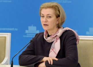 Попова взяла под личный контроль ситуацию с отравлением школьников в Красноярске