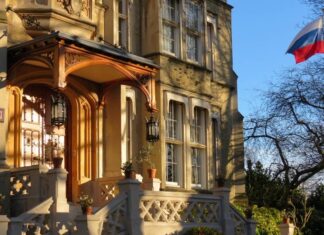 Посольство России сделало представление Британии по антироссийской кампании в СМИ