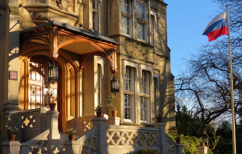 Посольство России сделало представление Британии по антироссийской кампании в СМИ

