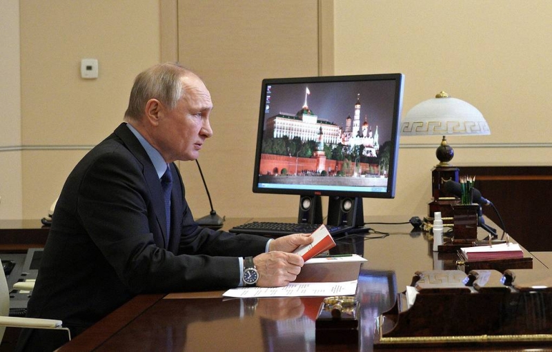 Путин провел с Алиевым и Пашиняном разговоры по теме Карабаха