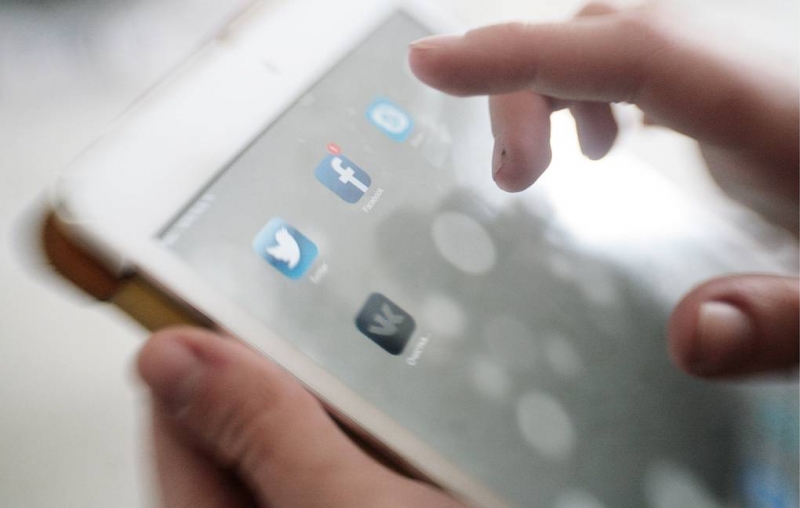 Роскомнадзор принял меры по первичному замедлению скорости работы Twitter

