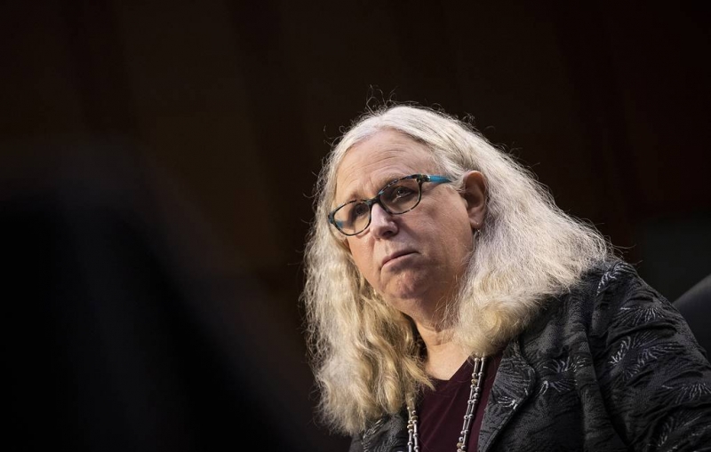 Сенат Конгресса США впервые утвердил трансгендера на федеральную должность

