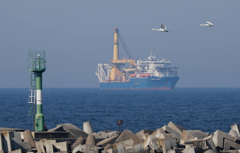 Судно "Академик Черский" присоединится к укладке труб "Северного потока - 2"