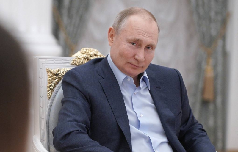 Темпы вакцинации и моральные законы для интернета.
О чем Путин говорил с волонтерами