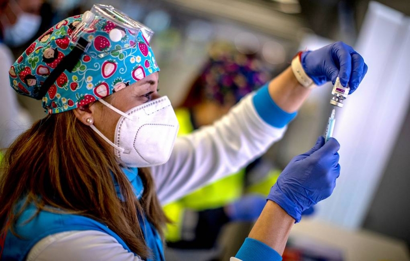 В Австрии изучают обстоятельства смерти женщины после прививки препаратом AstraZeneca