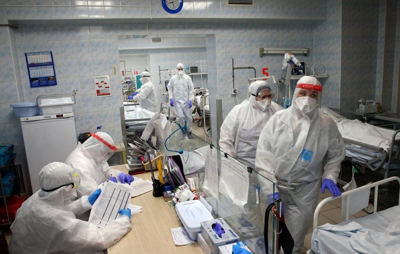 В Минздраве заявили о возможной третьей волне коронавируса в России