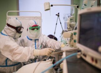 В России выявили 8 861 заразившегося коронавирусом за сутки