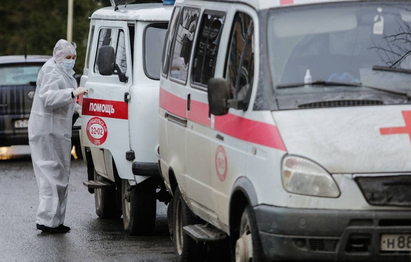 В России за сутки выявили 9 393 заразившихся коронавирусом