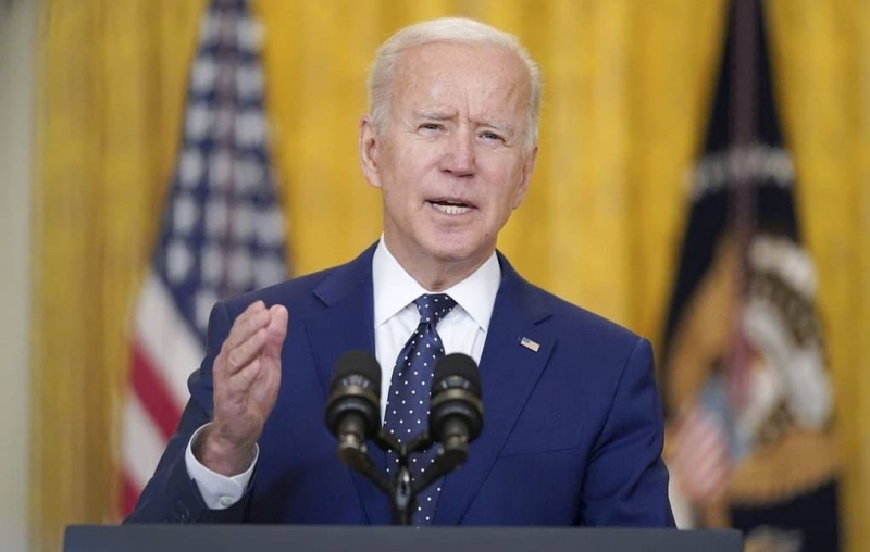 Байден заявил, что предложил Путину встретиться летом в Европе

