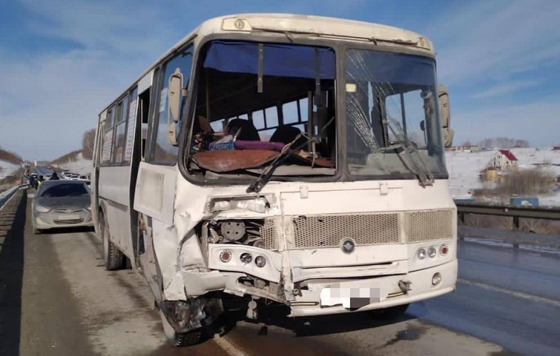 Два человека погибли в результате ДТП в Новосибирской области

