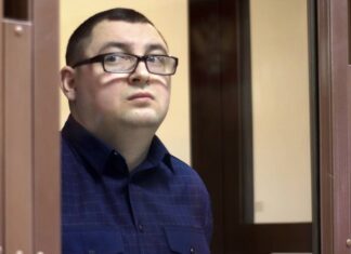 Экс-полицейского Смирнова приговорили к 19 годам колонии за расстрел коллег в метро