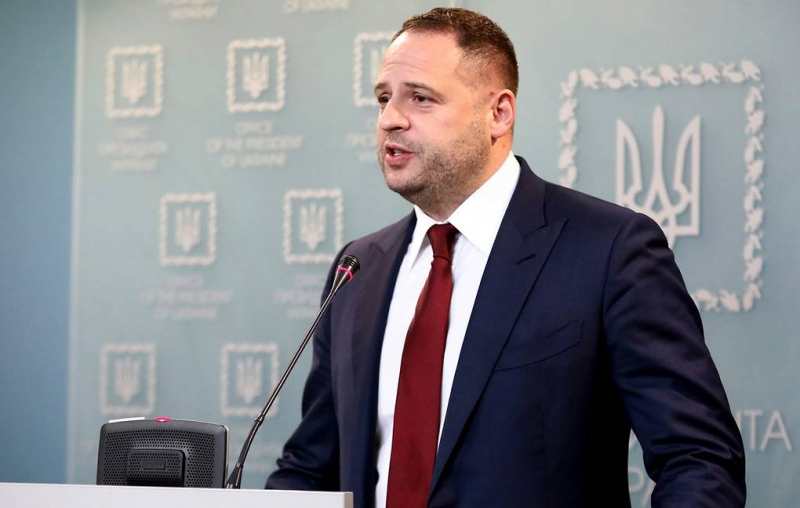 Ермак заявил, что работа над местом и датой возможной встречи Путина и Зеленского ведется