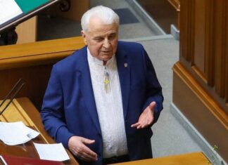 Кравчук потребовал удалить с переговоров контактной группы эксперта от ДНР