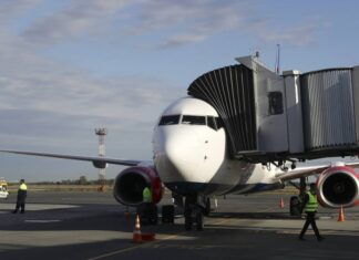 Пассажиры вернувшегося в Сочи рейса вылетели в Петербург резервным бортом