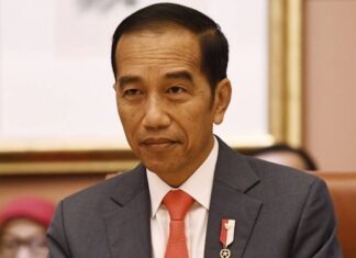 Президент Индонезии объявил погибшей затонувшую подлодку с 53 военнослужащими на борту