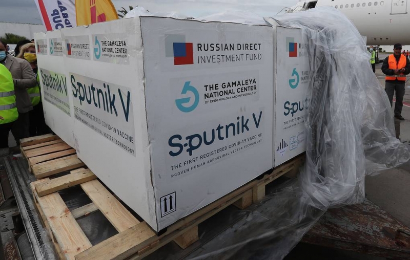 Разработчики "Спутника V" назвали политическим решение запретить ввоз вакцины в Бразилию