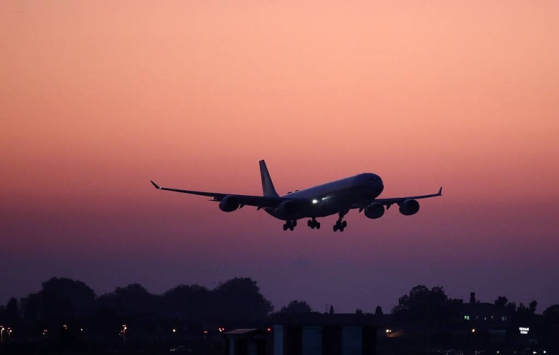 Россия ограничила зону полетов над Черным морем