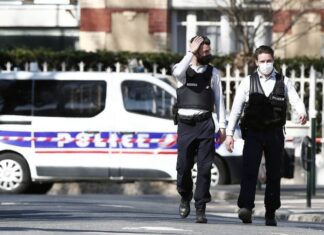 СМИ: убийство сотрудницы полиции в Рамбуйе рассматривается как теракт