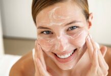 Как правильно делать пилинг лица