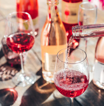 С чем сочетать и как пить розовое вино