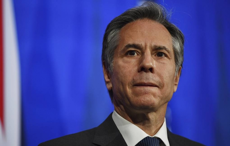 Блинкен ушел от ответа на вопрос о возможности отключения России от SWIFT

