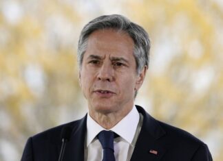 Блинкен заявил, что военная конфронтация противоречит интересам как США, так и Китая