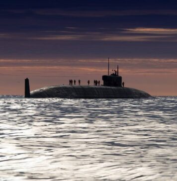 Источник: подводный ракетоносец «Князь Олег» начал первый испытательный выход в море