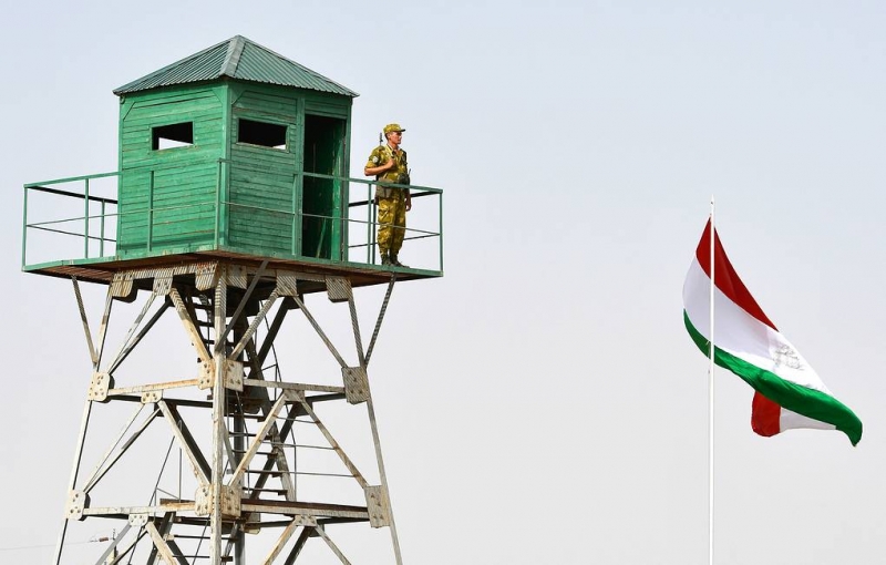 Киргизия и Таджикистан договорились о полном прекращении военных действий на границе