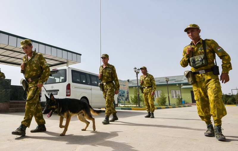 Киргизия заявила об обстреле ее территории со стороны Таджикистана