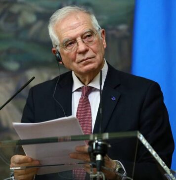 Лидеры ЕС поручили Боррелю подготовить доклад по отношениям с Россией