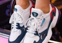 С чем носить и где купить женские кроссовки