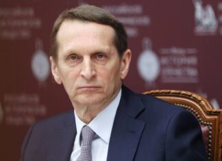 Нарышкин назвал аморальным затягивание регистрации российской вакцины от коронавируса в ЕС