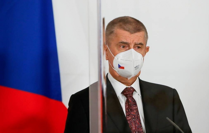 Премьер Чехии обсудит с главой Минюста ее заявление о версиях событий во Врбетице