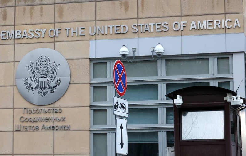 Пресс-секретарь посольства США подтвердила, что объявлена персоной нон грата в России