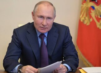 Путин освободил от должности замглавы МЧС Павла Барышева