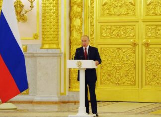 Путин рассказал о скором запуске в оборот четвертой вакцины от коронавируса