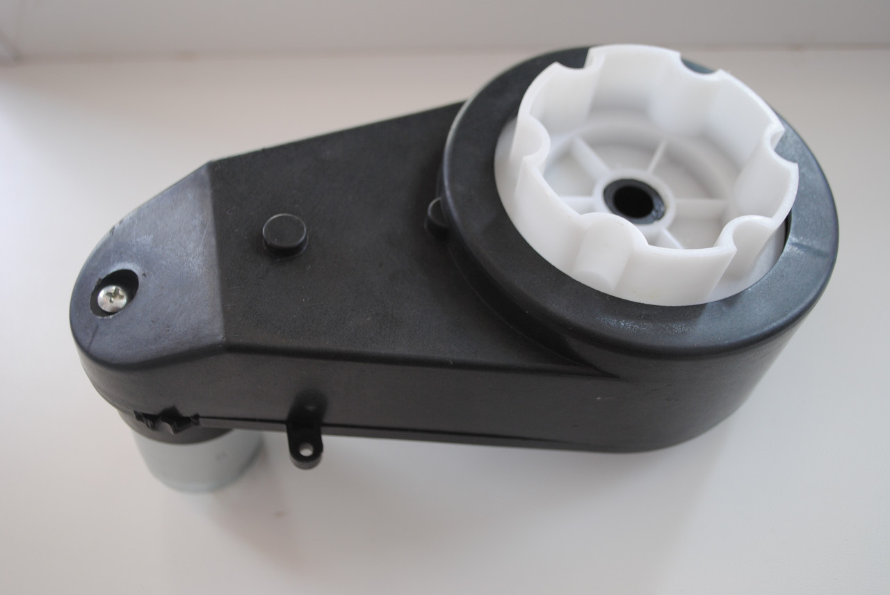 Что такое редуктор для детского электромобиля