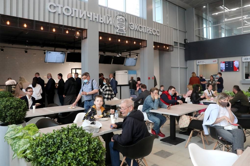 Сергей Собянин и Олег Белозеров открыли в Москве новый железнодорожный вокзал "Восточный"