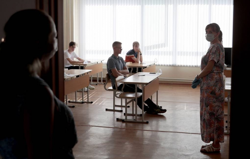 Школьникам перед ЕГЭ не потребуется проходить предварительное тестирование на коронавирус