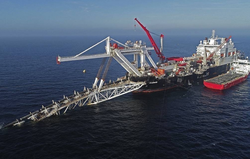 США предупредили о риске санкций для участников "Северного потока - 2"

