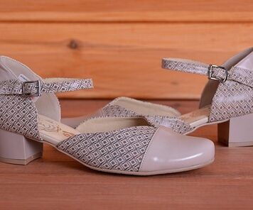 Где удачно купить женские туфли