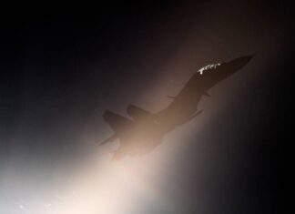 В Крыму два летчика катапультировались из стоящего на земле Су-30СМ