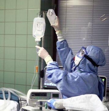 В России выявили 8 386 случаев заражения коронавирусом за сутки